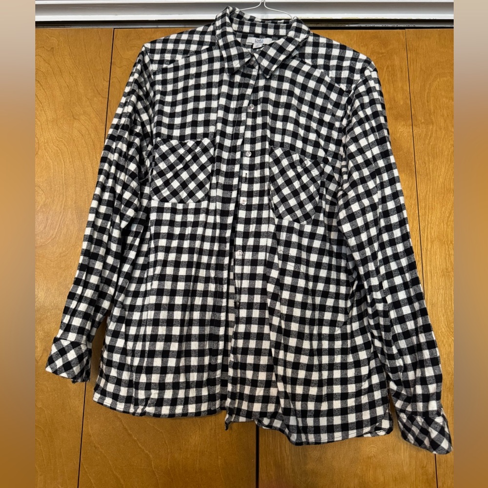 CLEARANCE Women’s Black and White Checkered Shirt